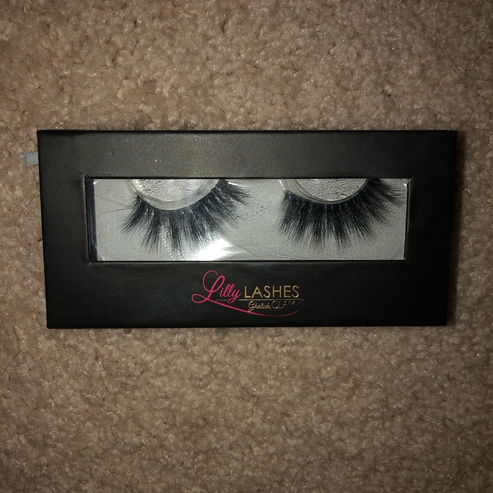 Lyla Band-less Lily Lashes